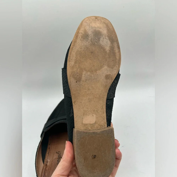 Free People AT EASE LOAFER IN BLACK Slip on Mule Leather Size 41.5 or US 10 1/2 - Picture 8 of 9